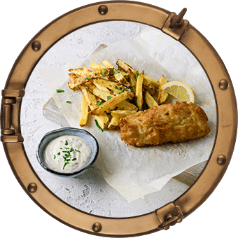 FISH &amp; CHIPS MED ERTEPURÉ OG REMULADE