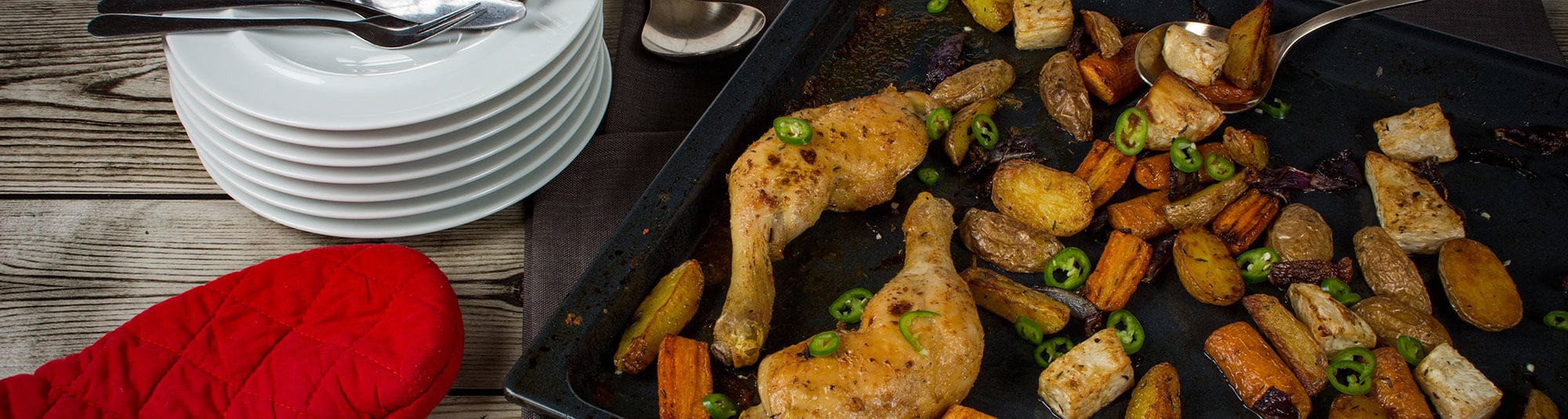 Hendl mit Wurzelgemüse aus dem Ofen