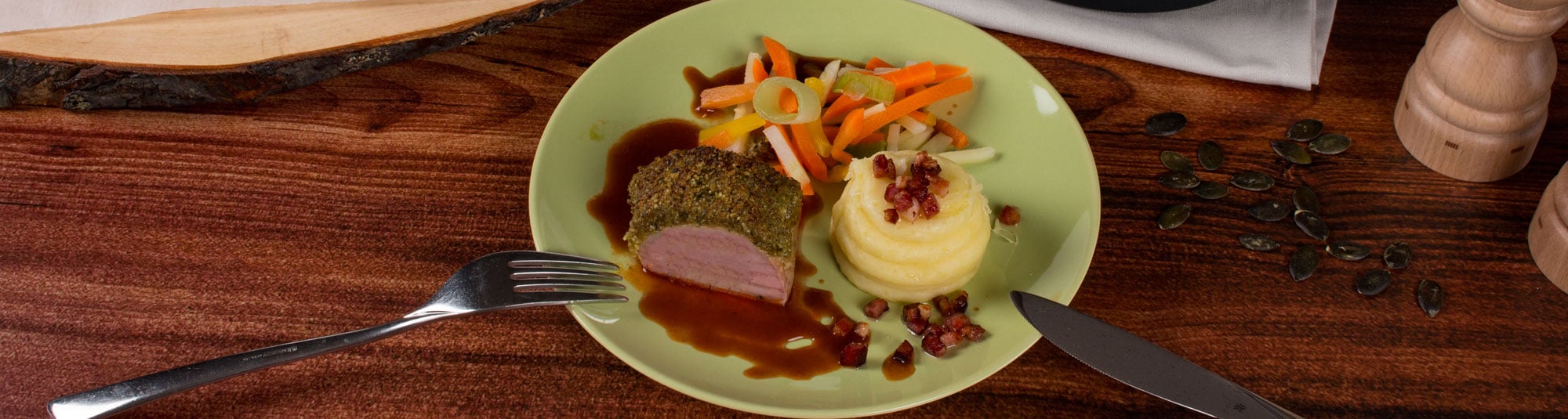 Schweinefilet mit Kürbiskern Kruste