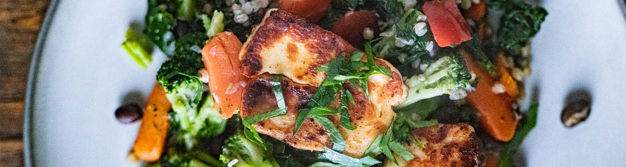 Ideenküche Broccoli-Buchweizen mit Honig-Rosmarin-Halloumi